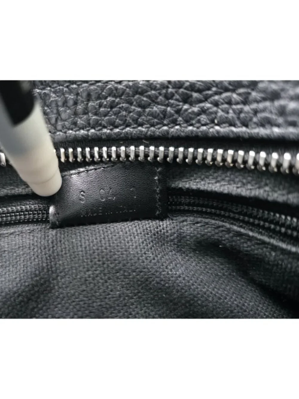 Burberry Black Pebble Leather Horn Toggle Tote Bag Nova Check Side Panels Italy - Picture 11 of 12